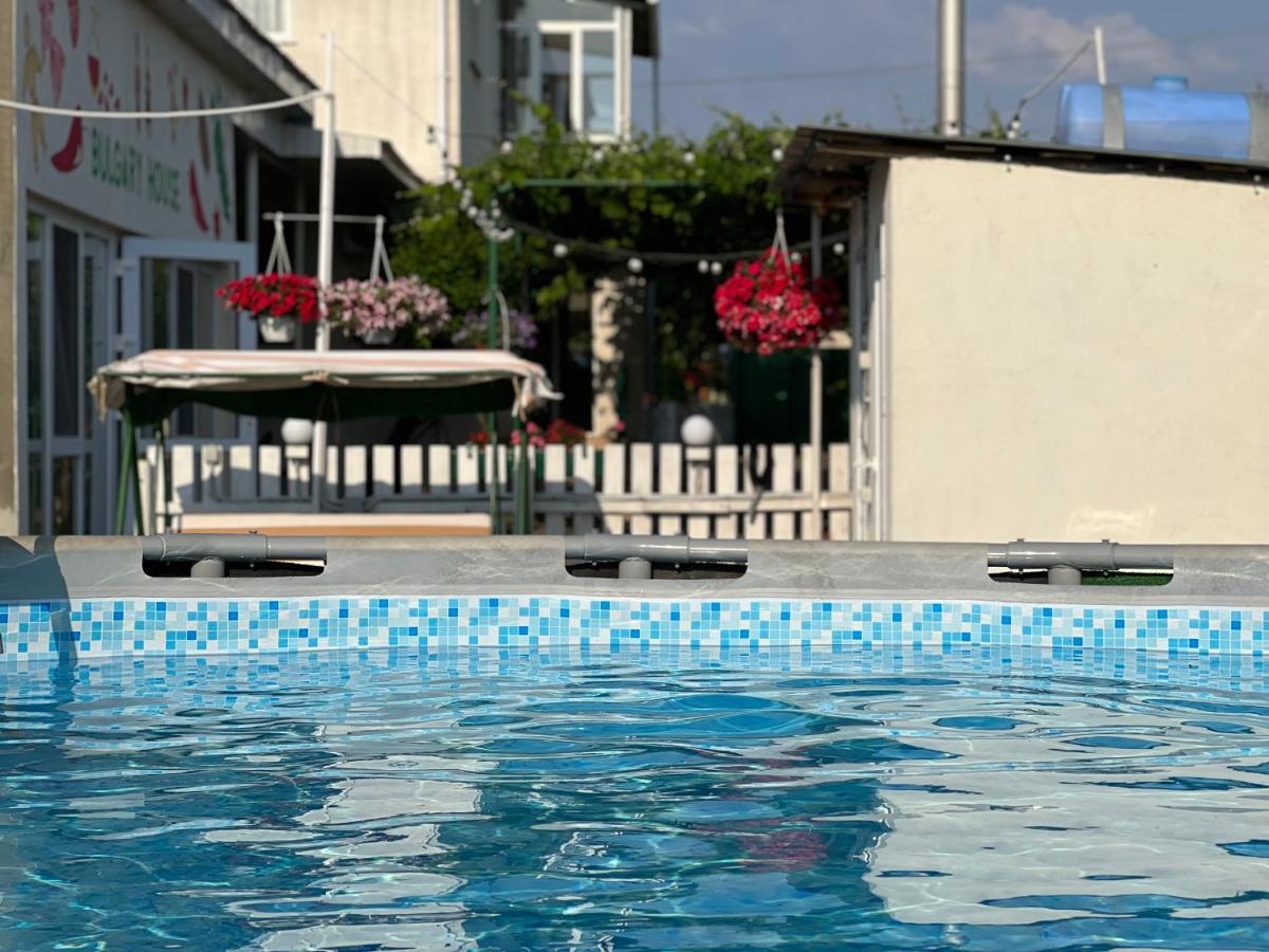 Bulgary House Hotel ครือชานนิฟกา ภายนอก รูปภาพ